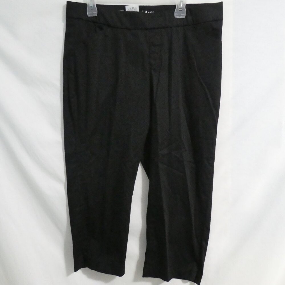 LEE - Style Up | 14 medium | Black Capri Pants | Slit Bottom Sides | NWOT